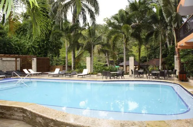 Hotel Gran Jimenoa pool